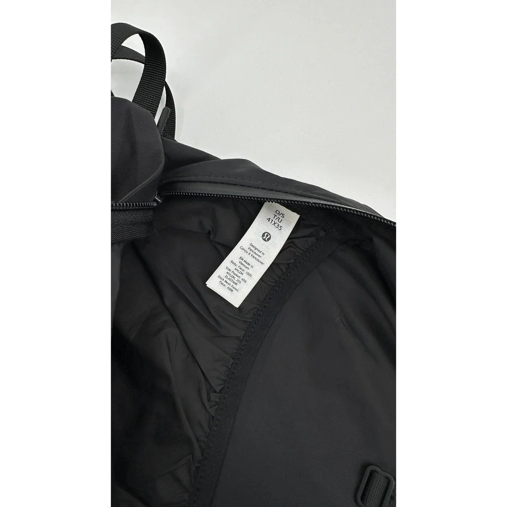 Lululemon Active Backpack 10 L O/S Black Hydration Comp Water Repel Reflective